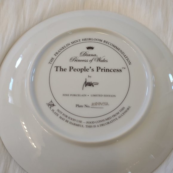 Princess Diana Collector Plate Lot of 2 - Picture 9 of 14